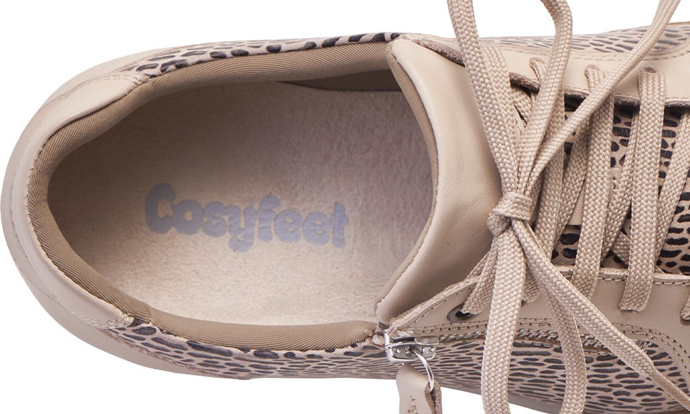 Extra wide fitting trainers for women - Tango
