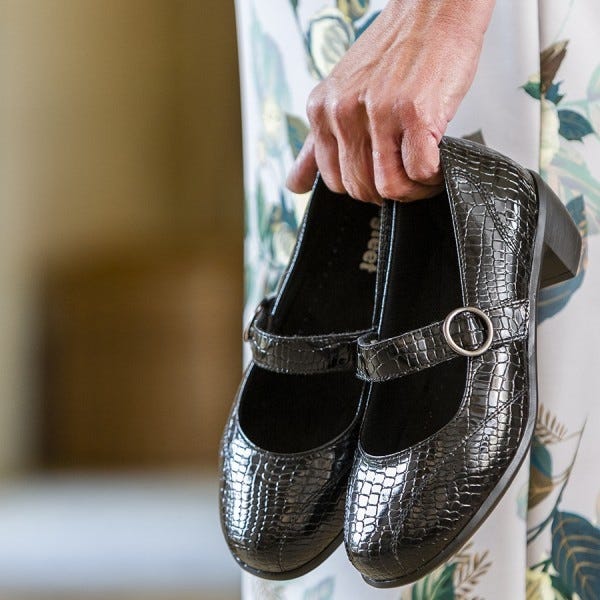 Hettie in black patent croc print