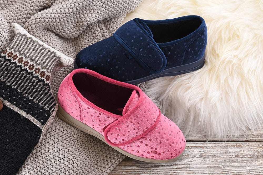 Holly Winter slippers for women