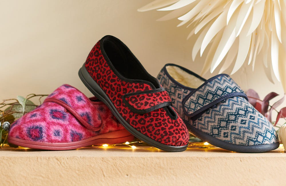 Extra wide fitting slippers Extra wide fitting slippers