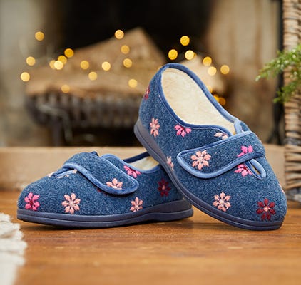 Women's Footwear